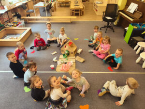 Obrázek pro příspěvek Tř. Cvrčci – Den země – třídíme odpad